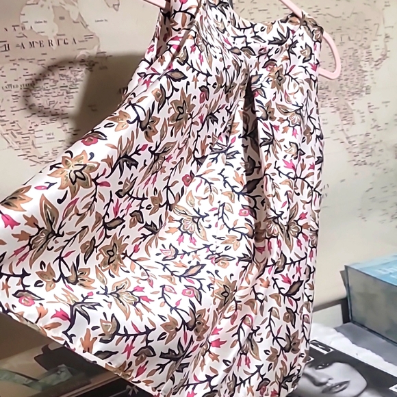 Tory burch floral blouse - Picture 3 of 9